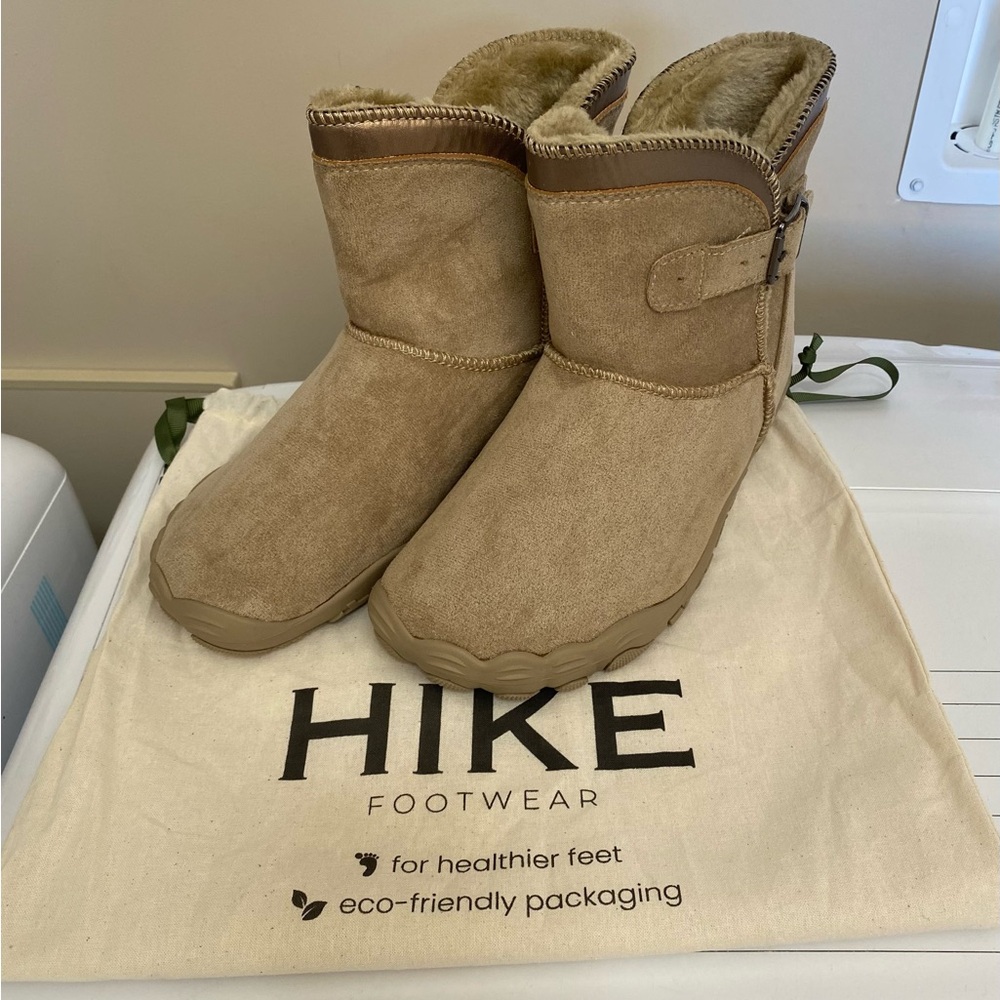 Hike Women's Cozely Tan w/ Rose Gold Accent Ankle Boots FITS LIKE 8